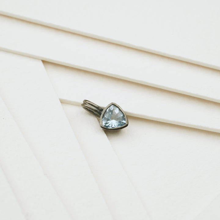 Anhänger mit Aquamarin aus geschwärzten Silber