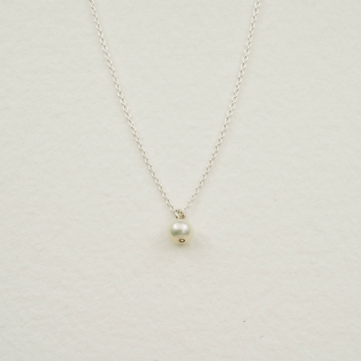 Perle Anhänger mit Silberkette