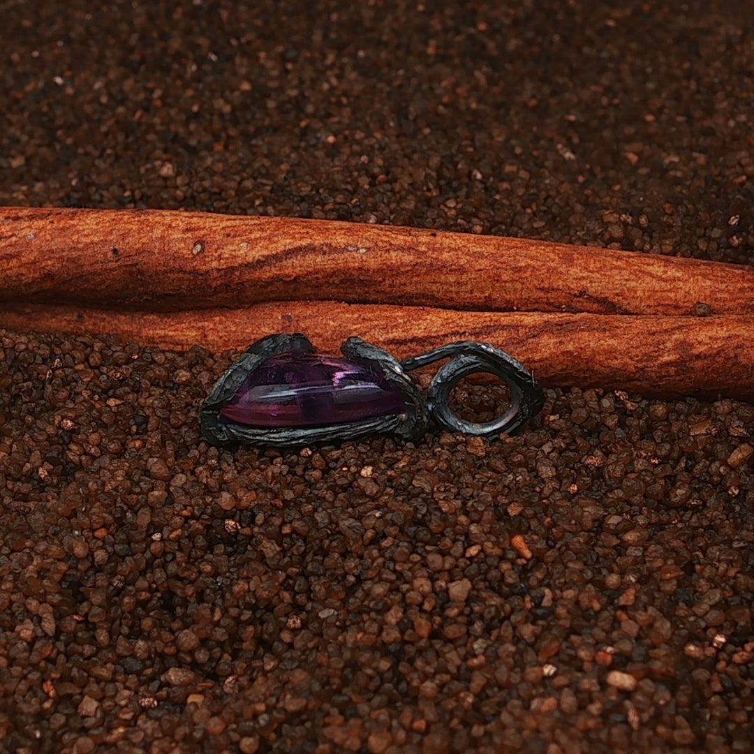 Fantasy Anhänger aus Silber mit Amethyst