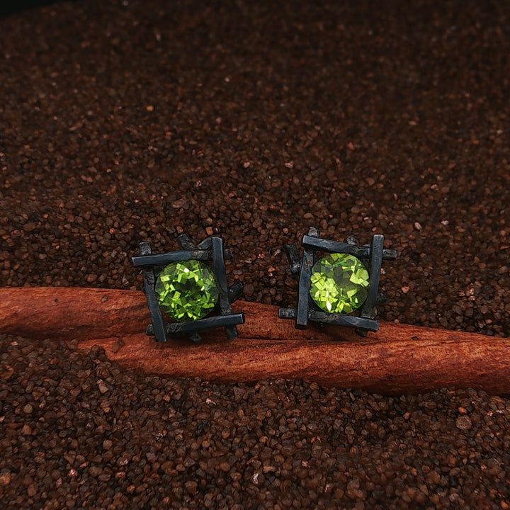 Ohrstecker aus Silber mit Peridot