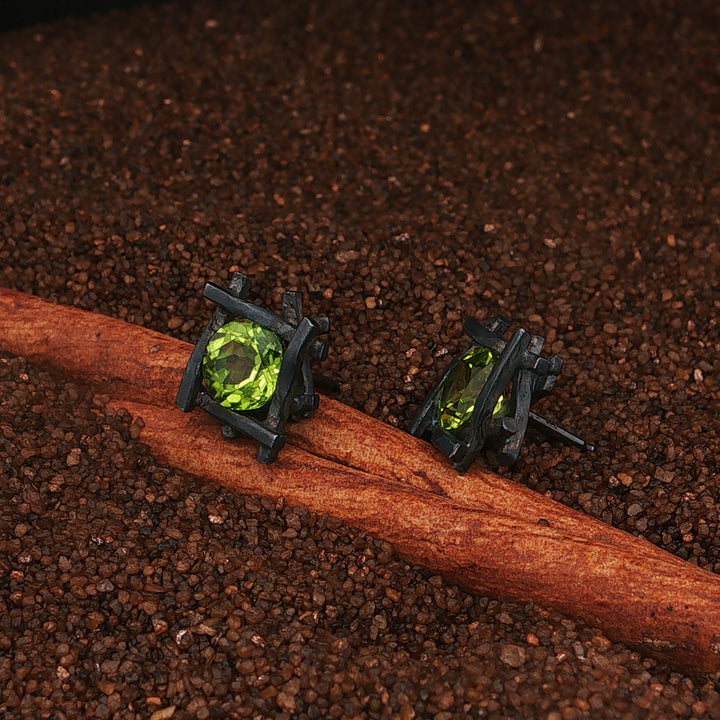 Ohrstecker aus Silber mit Peridot